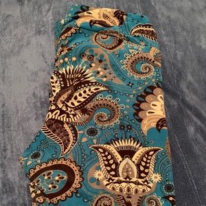 Tall and Curvy leggings